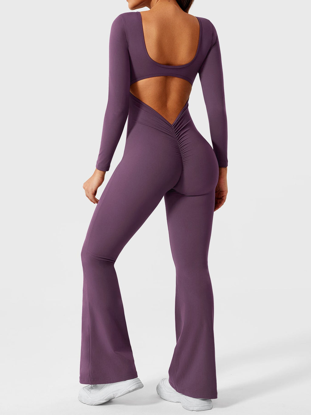 Yeoreo Lizvette jumpsuit met lange mouwen en uitlopende mouwen