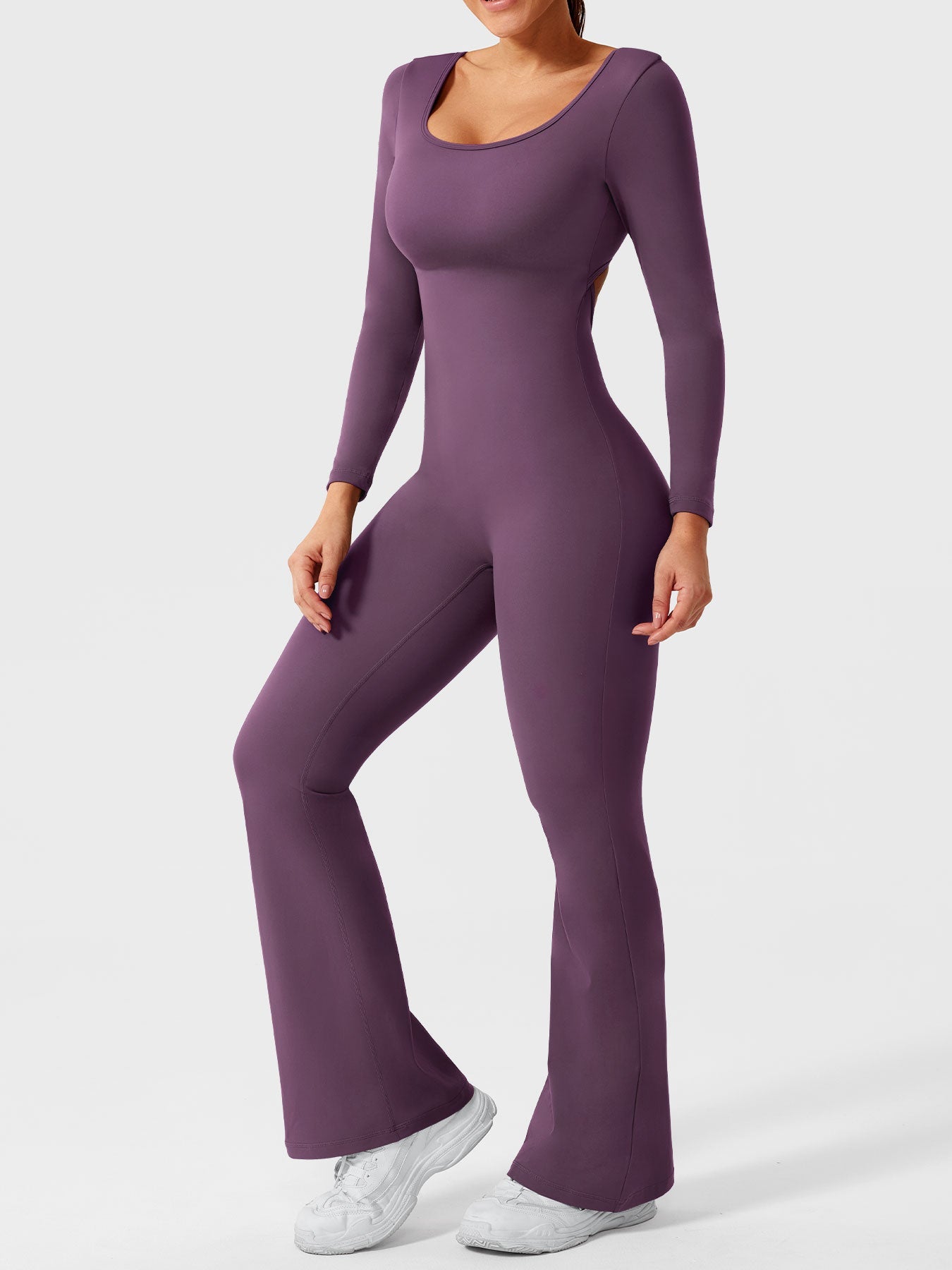 Yeoreo Lizvette jumpsuit met lange mouwen en uitlopende mouwen