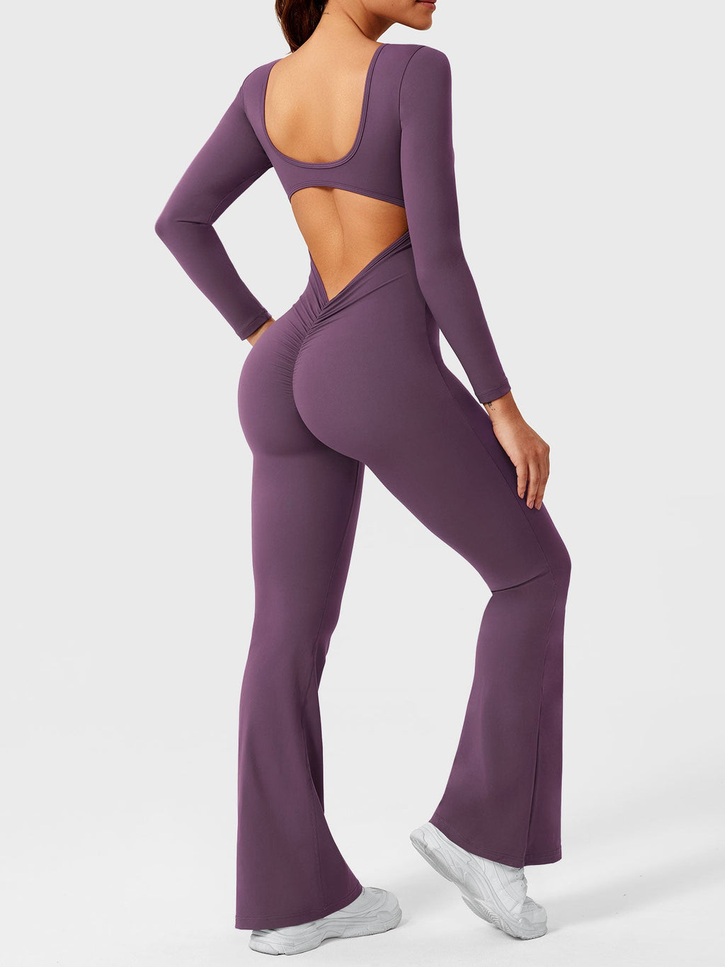 Yeoreo Lizvette jumpsuit met lange mouwen en uitlopende mouwen
