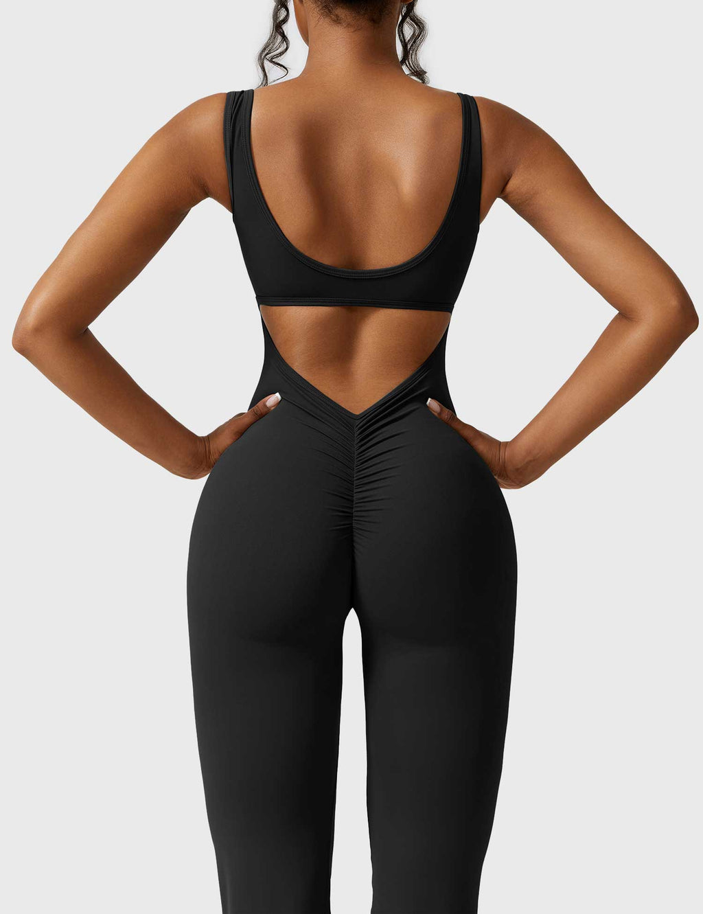 Yeoreo Lizvette jumpsuit met V-rug