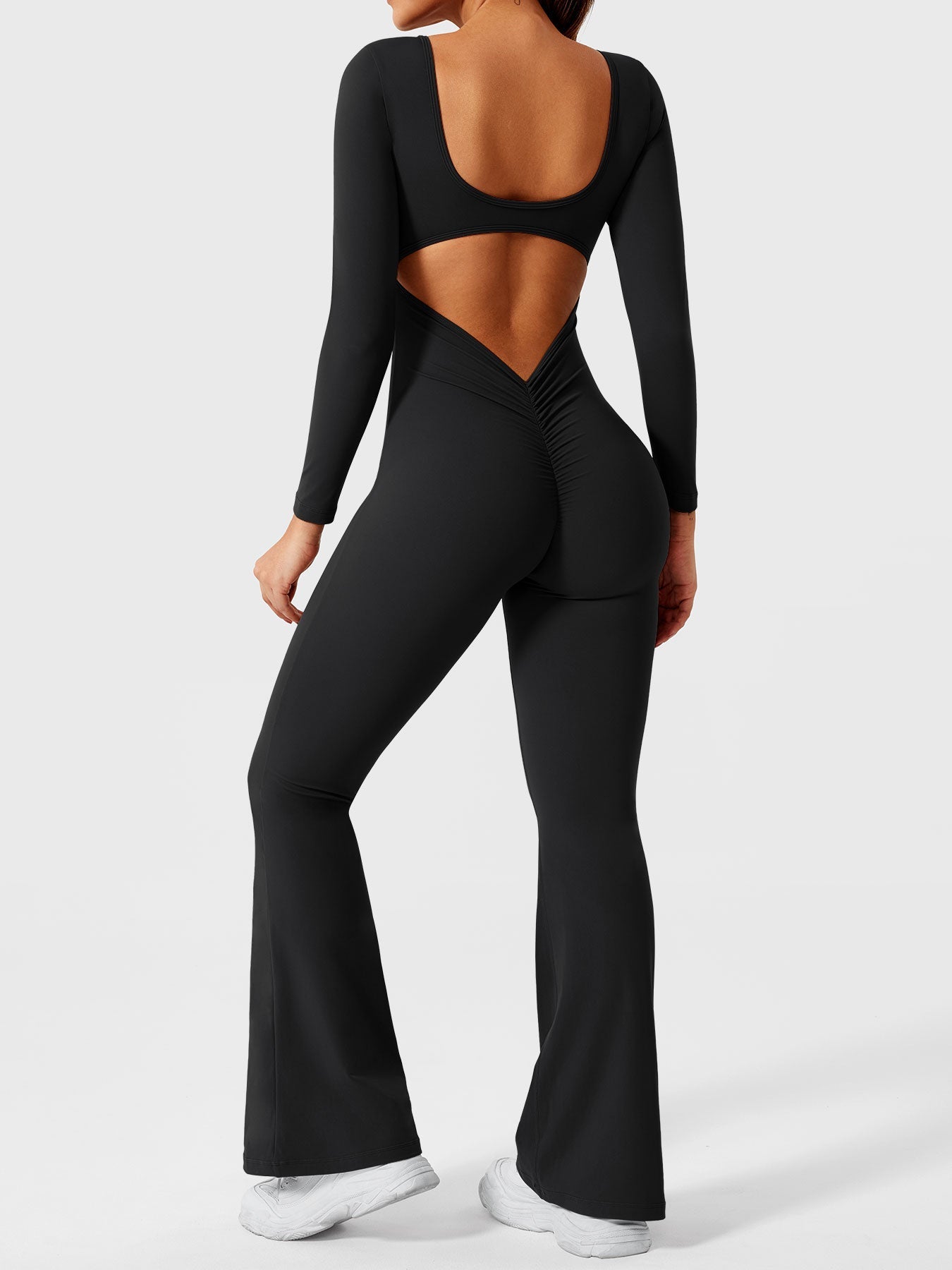 Yeoreo Lizvette jumpsuit met lange mouwen en uitlopende mouwen