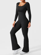 Yeoreo Lizvette jumpsuit met lange mouwen en uitlopende mouwen
