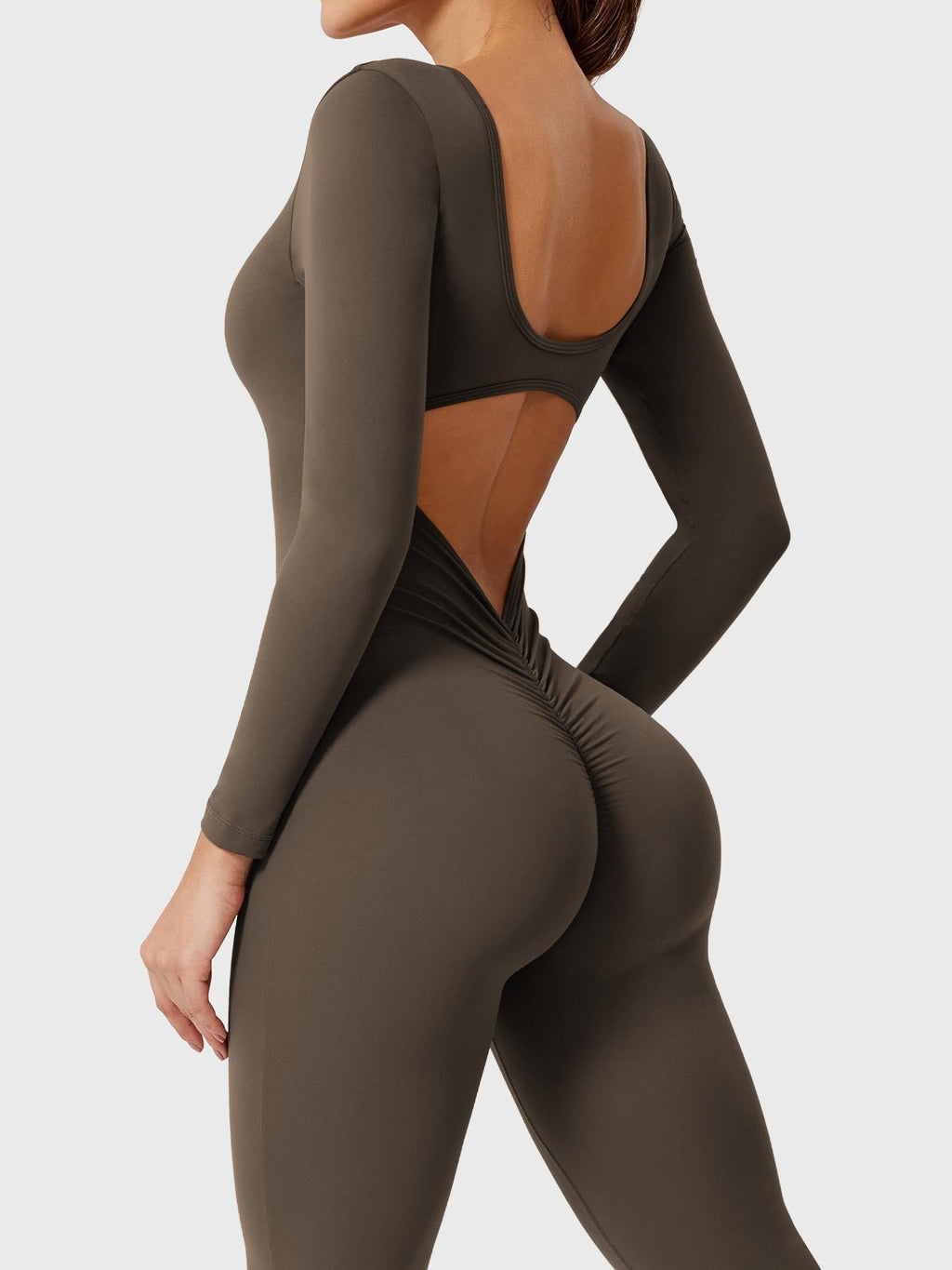 Yeoreo Lizvette jumpsuit met lange mouwen en uitlopende mouwen