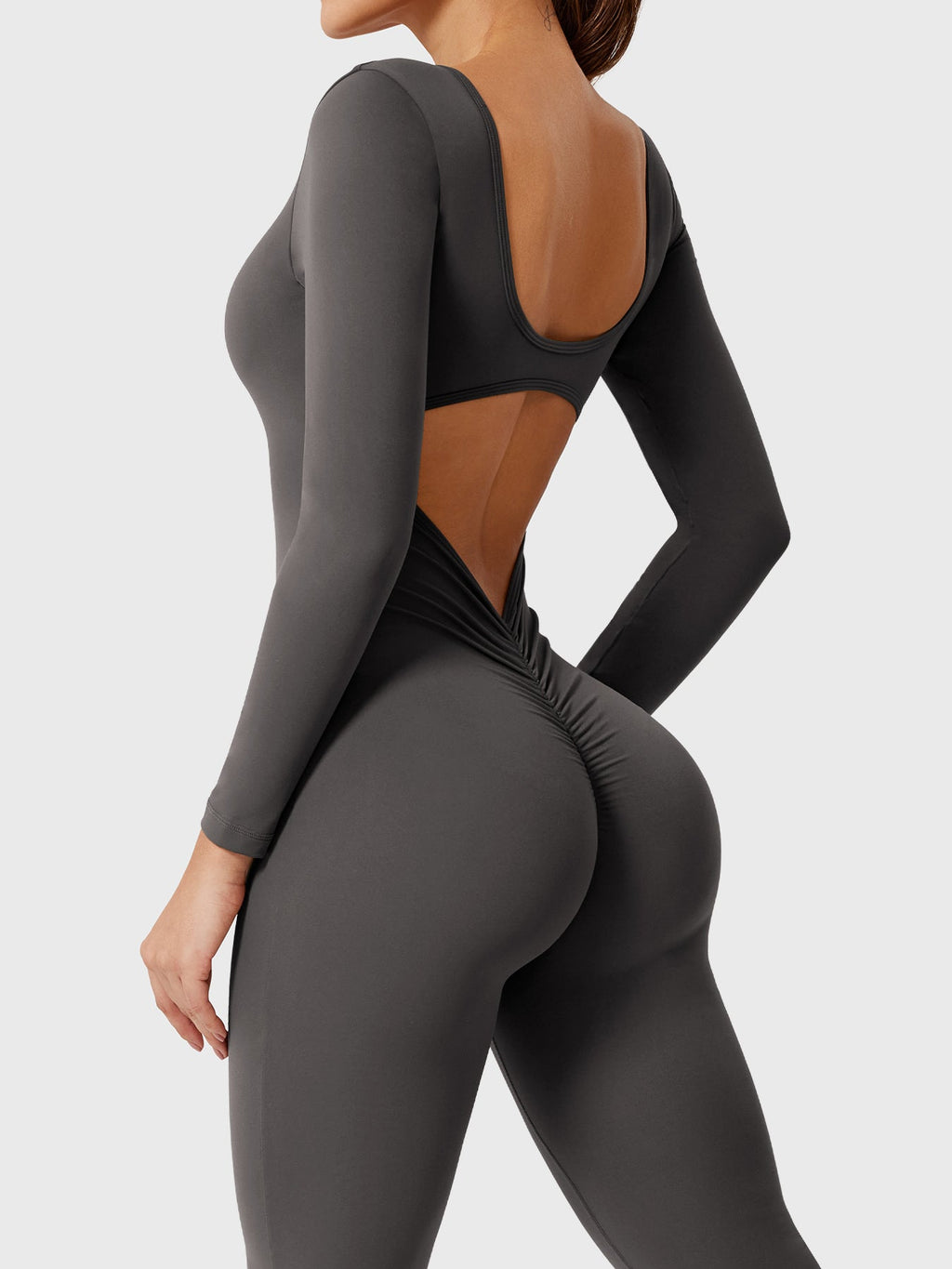 Yeoreo Lizvette jumpsuit met lange mouwen en uitlopende mouwen