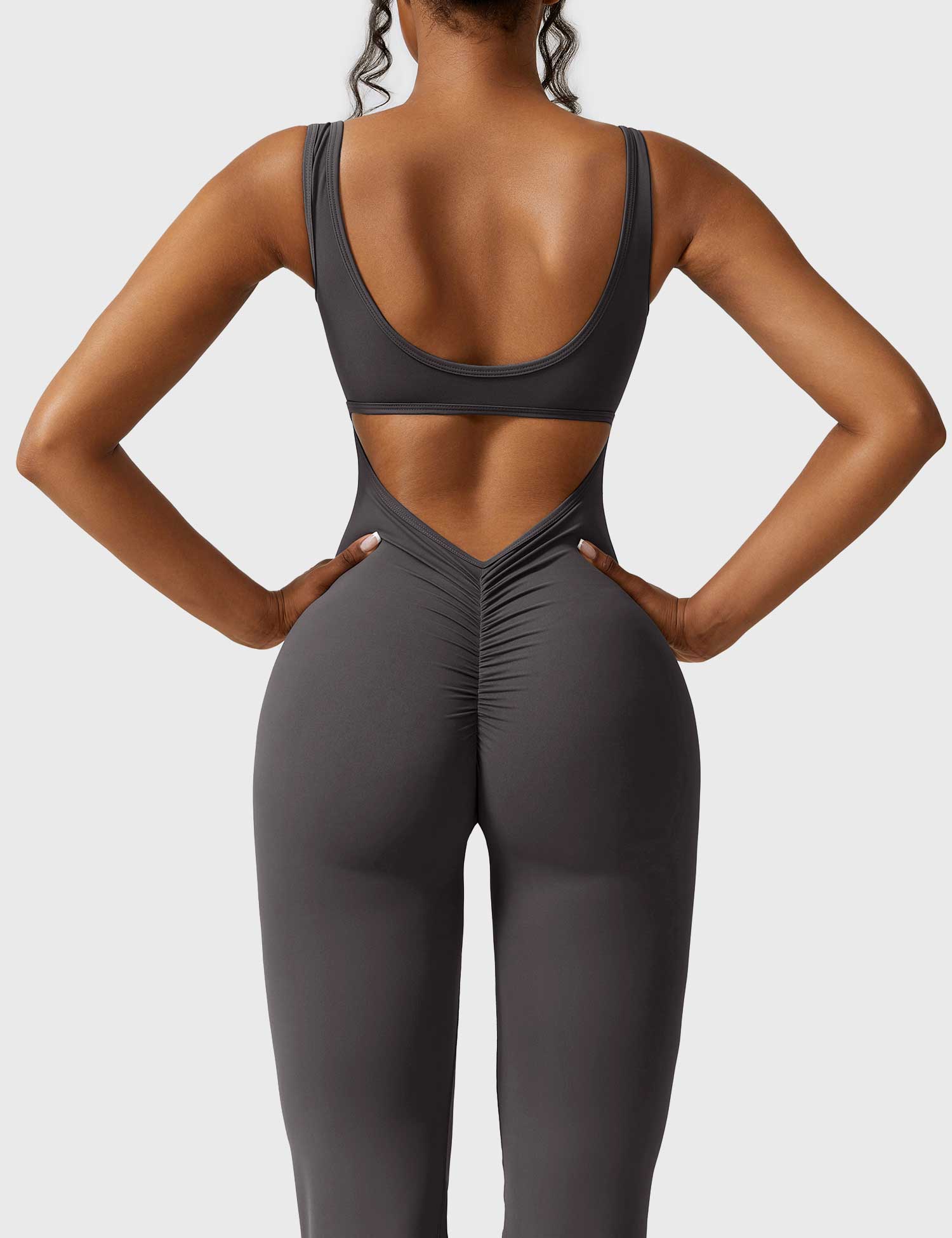 Yeoreo Lizvette jumpsuit met V-rug
