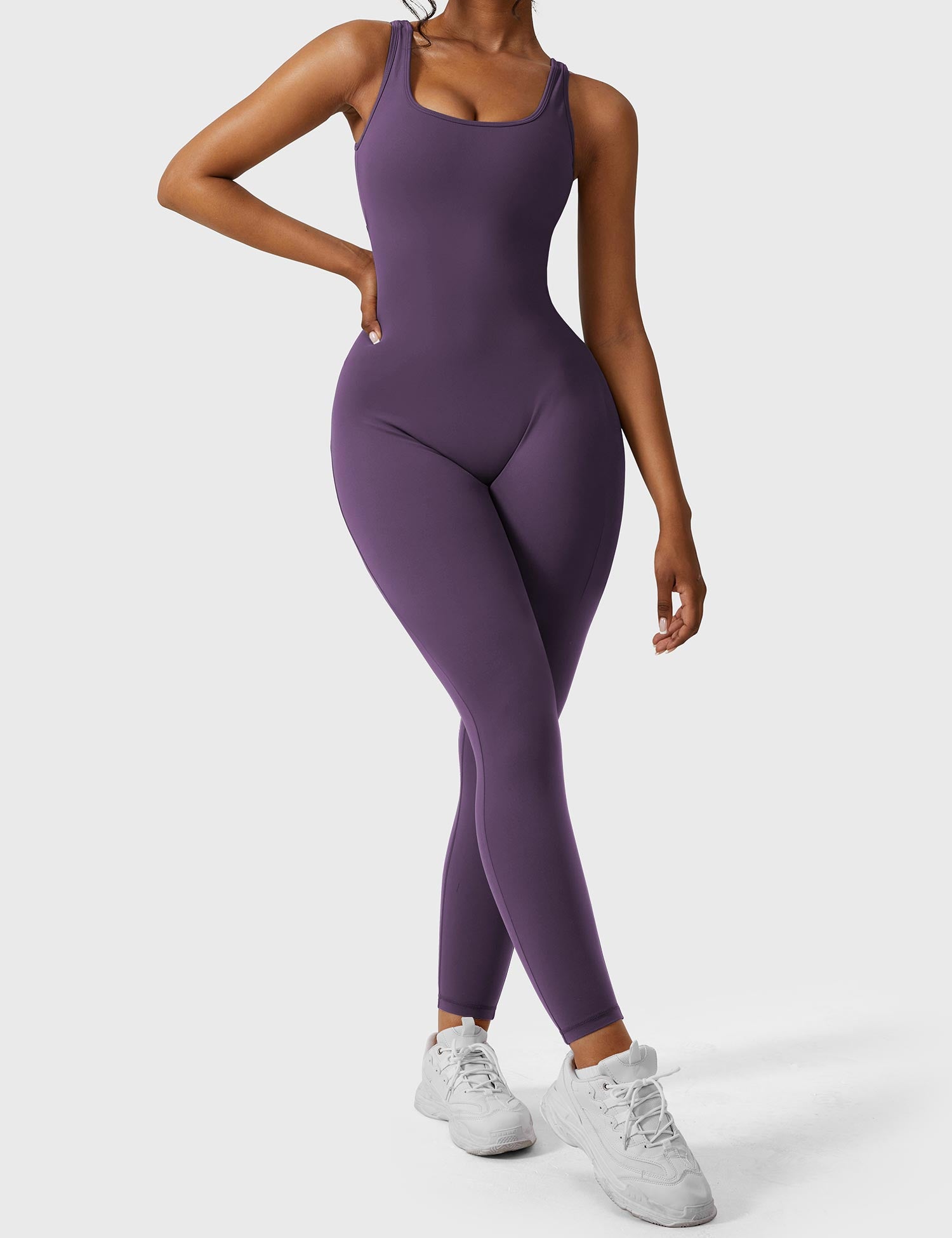 Yeoreo Lizvette jumpsuit met V-rug