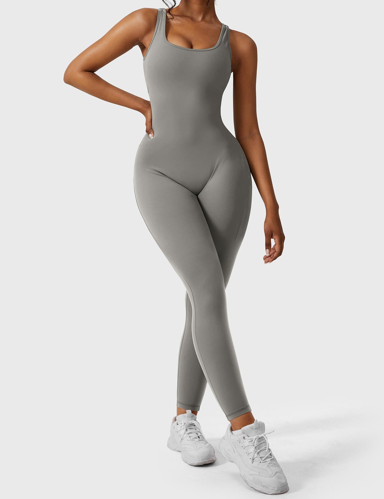 Yeoreo Lizvette jumpsuit met V-rug