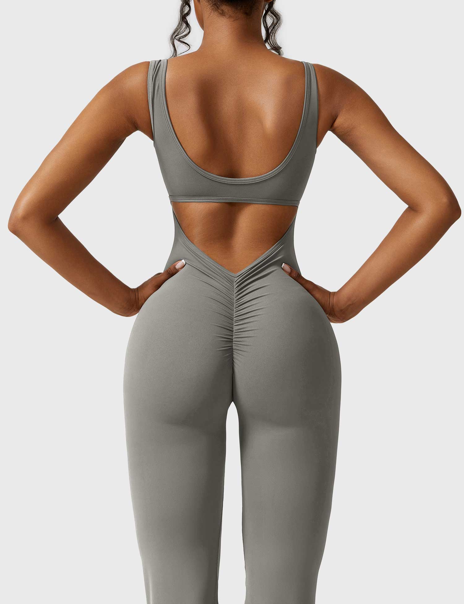 Yeoreo Lizvette jumpsuit met V-rug