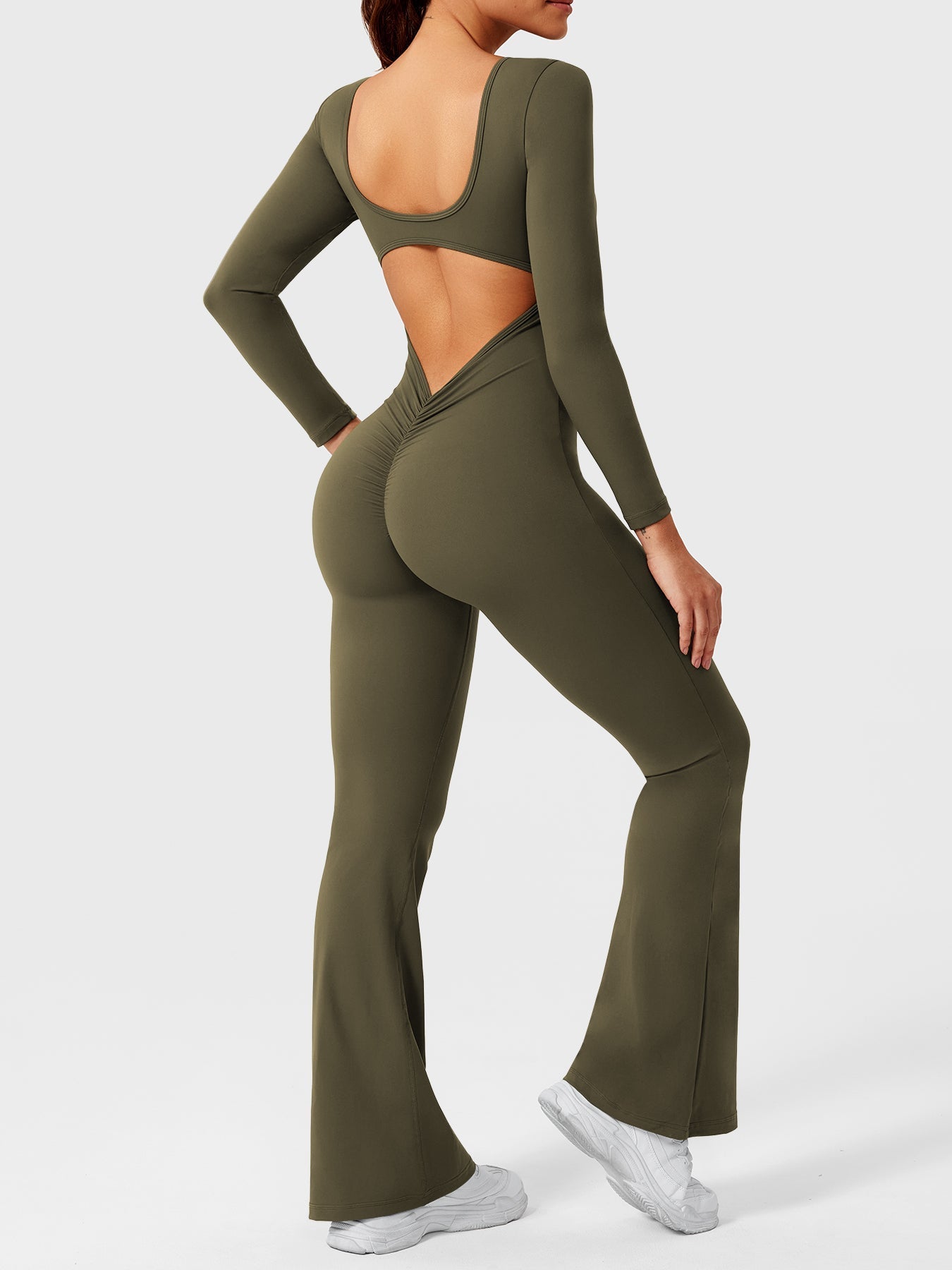 Yeoreo Lizvette jumpsuit met lange mouwen en uitlopende mouwen