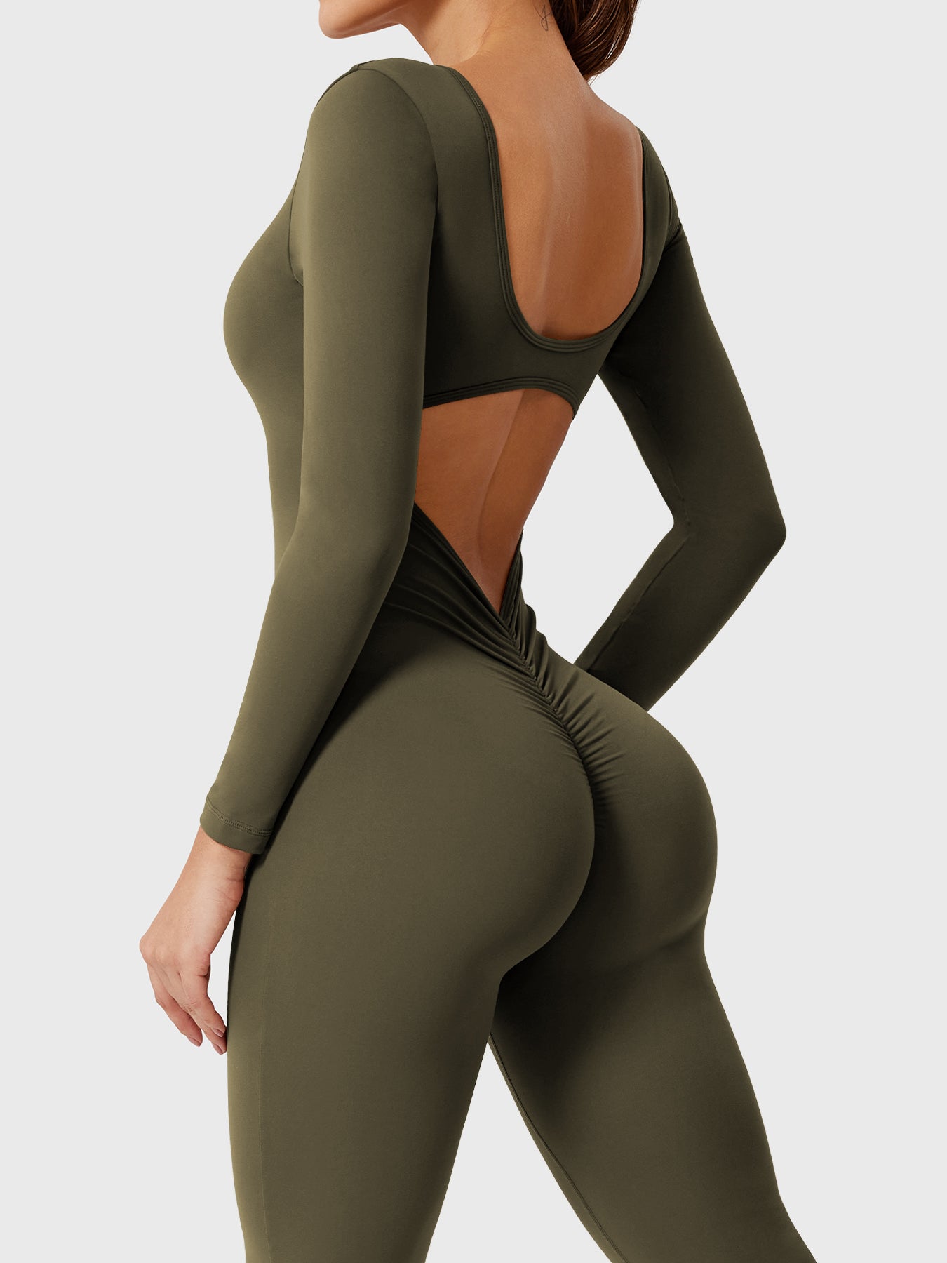 Yeoreo Lizvette jumpsuit met lange mouwen en uitlopende mouwen