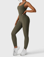 Yeoreo Lizvette jumpsuit met V-rug