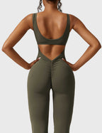 Yeoreo Lizvette jumpsuit met V-rug