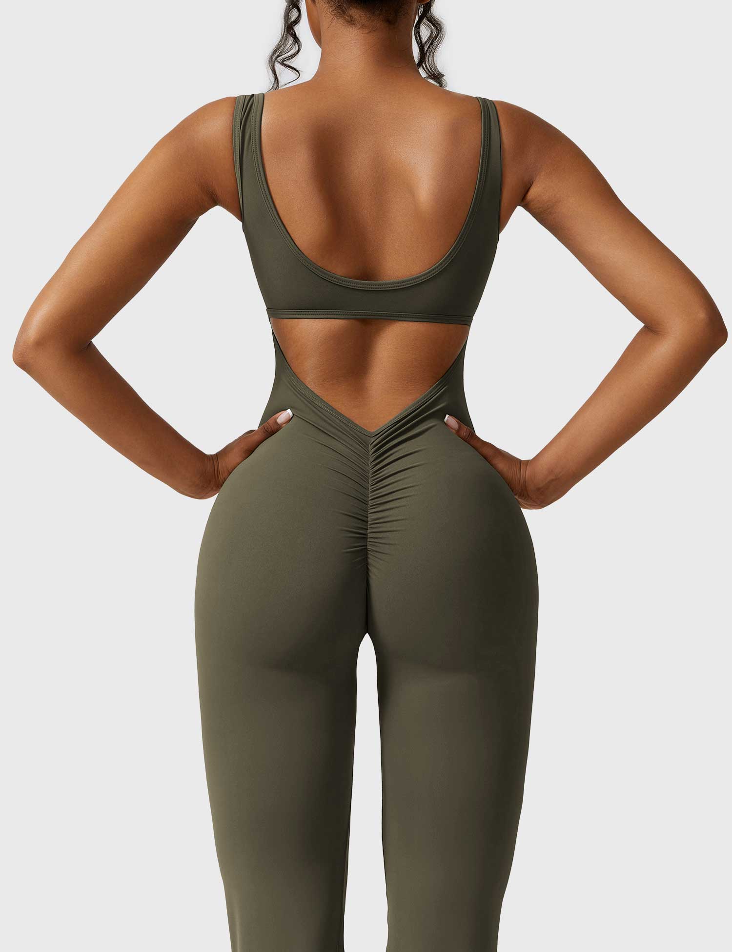 Yeoreo Lizvette jumpsuit met V-rug