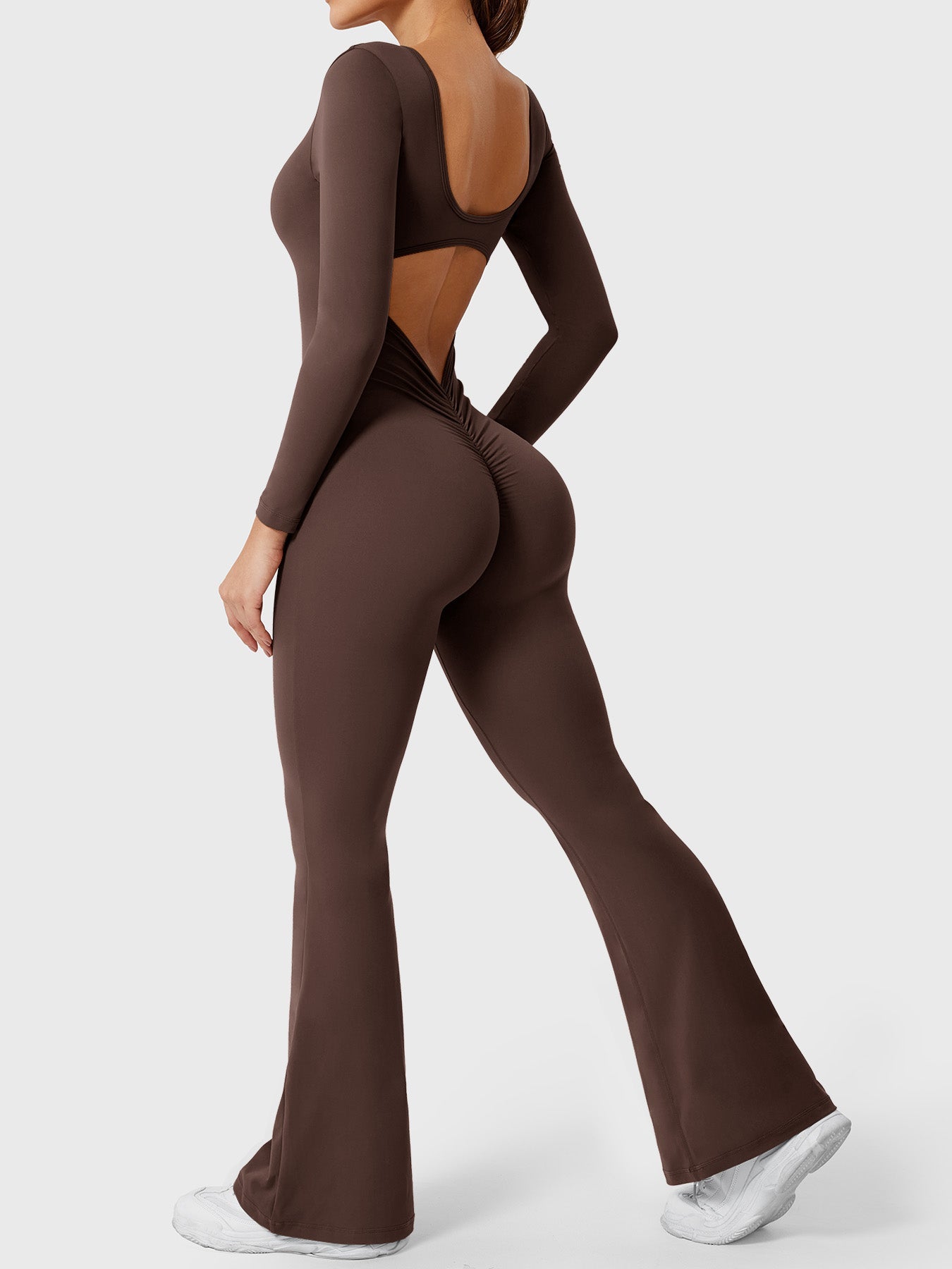 Yeoreo Lizvette jumpsuit met lange mouwen en uitlopende mouwen