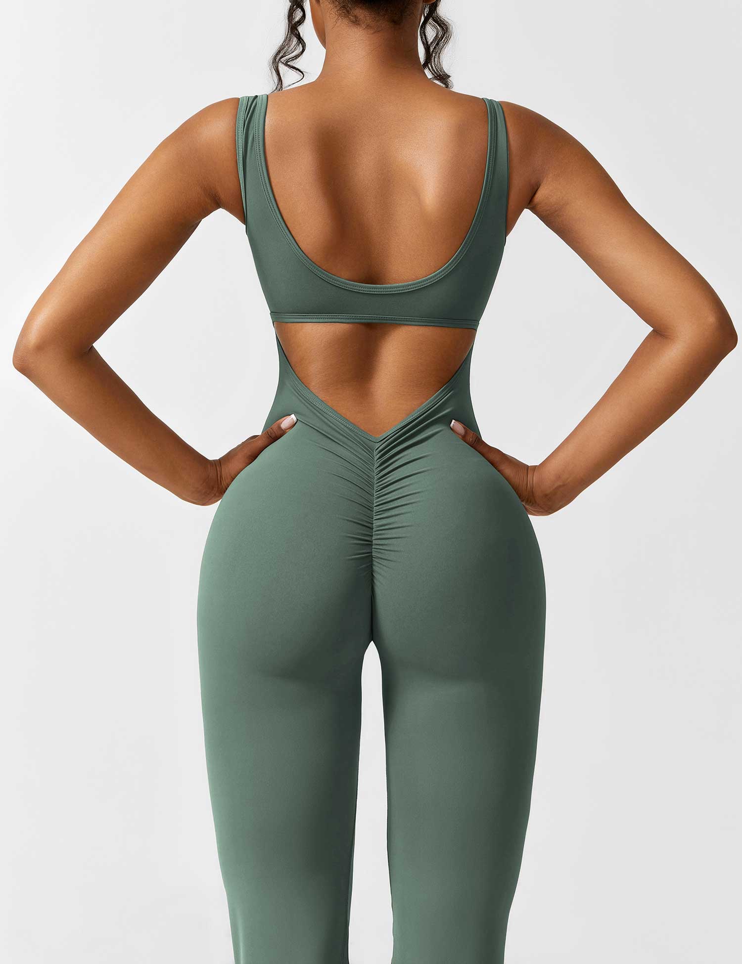 Yeoreo Lizvette uitlopende jumpsuit