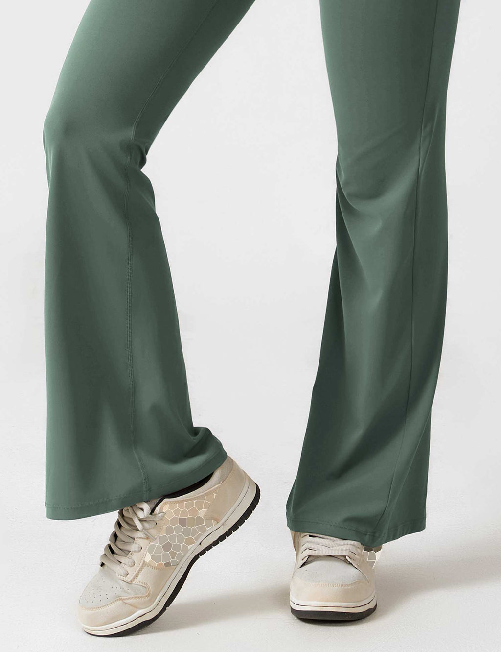 Yeoreo Lizvette uitlopende jumpsuit