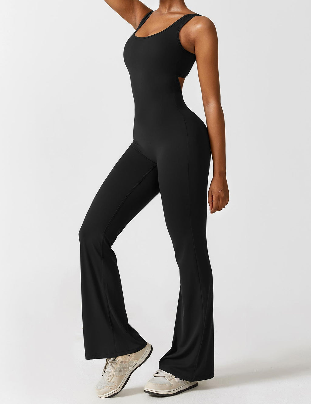 Yeoreo Lizvette uitlopende jumpsuit