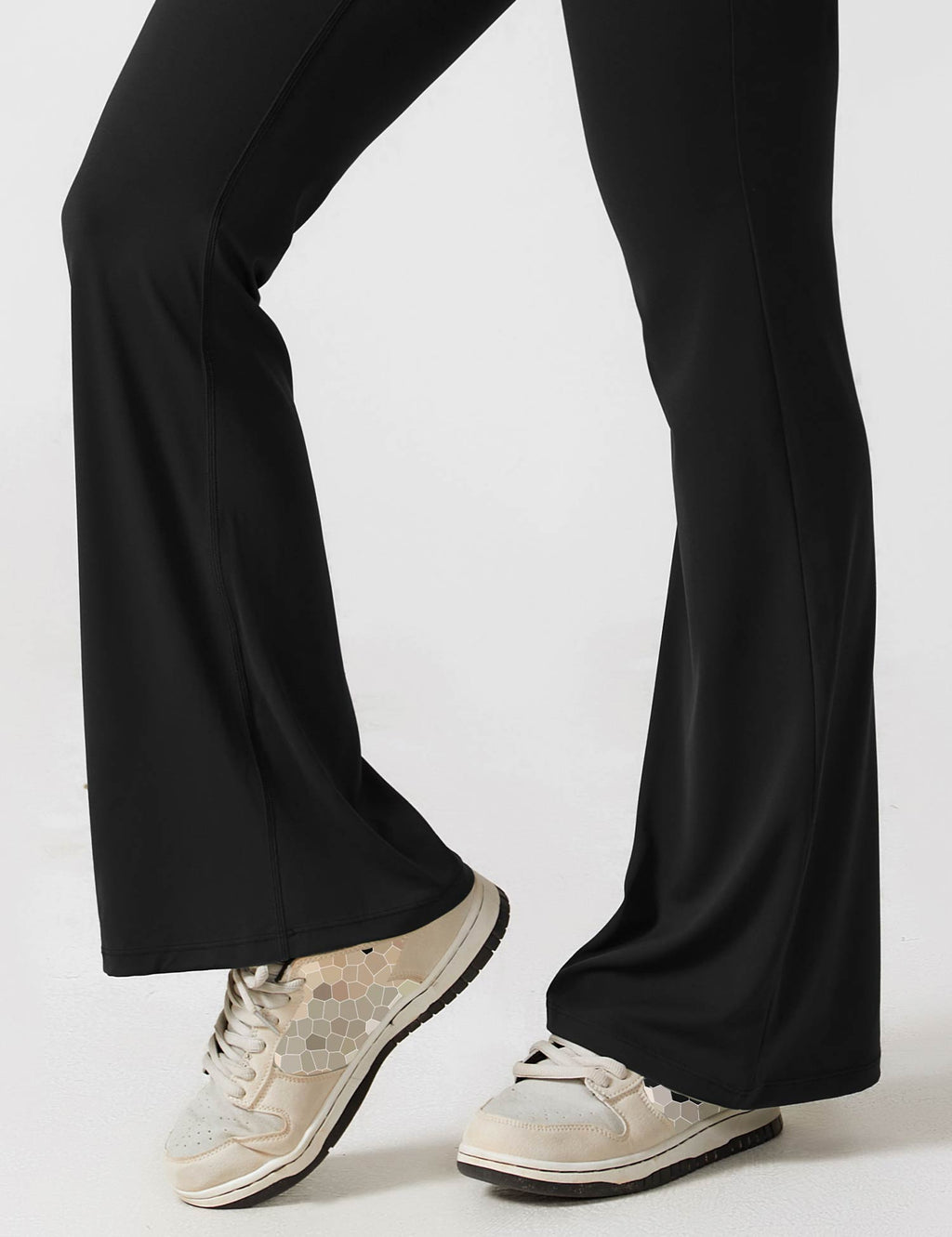 Yeoreo Lizvette uitlopende jumpsuit