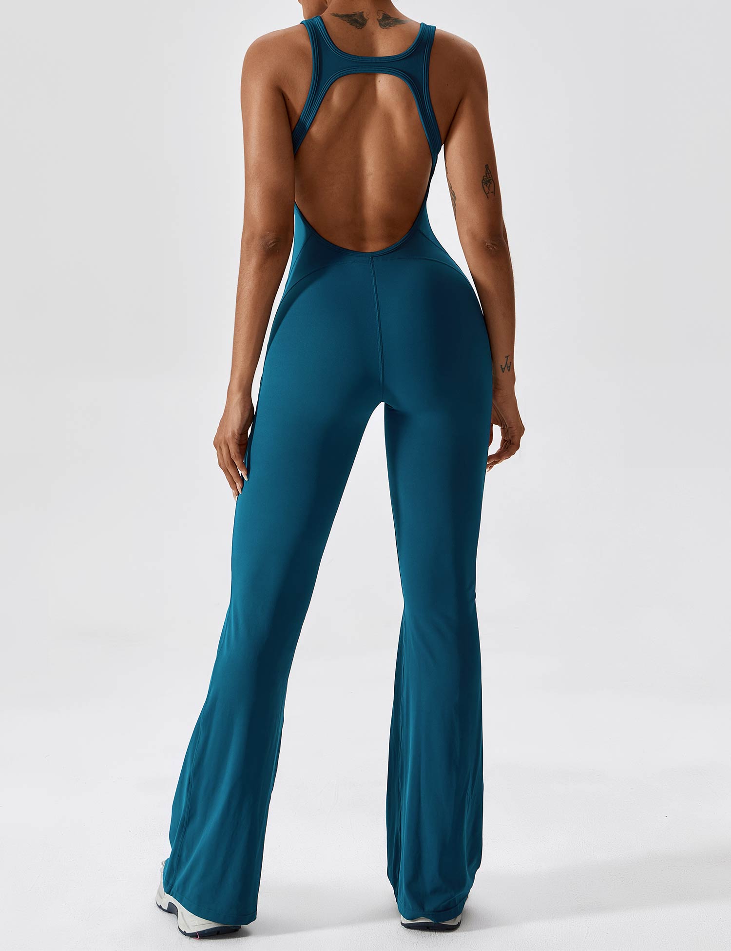 Yeoreo Rugloze Uitlopende Jumpsuit