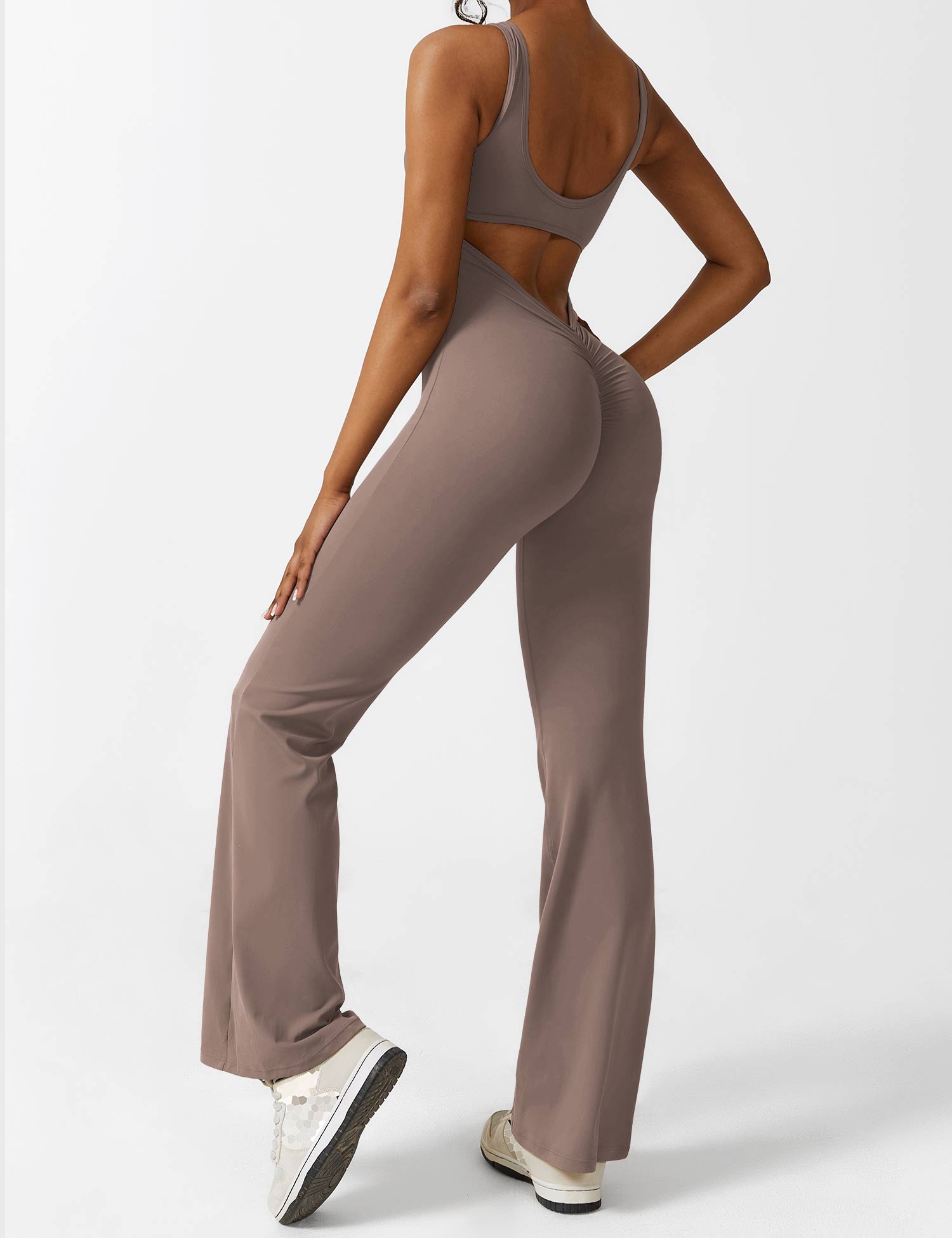 Yeoreo Lizvette uitlopende jumpsuit