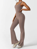 Yeoreo Lizvette uitlopende jumpsuit