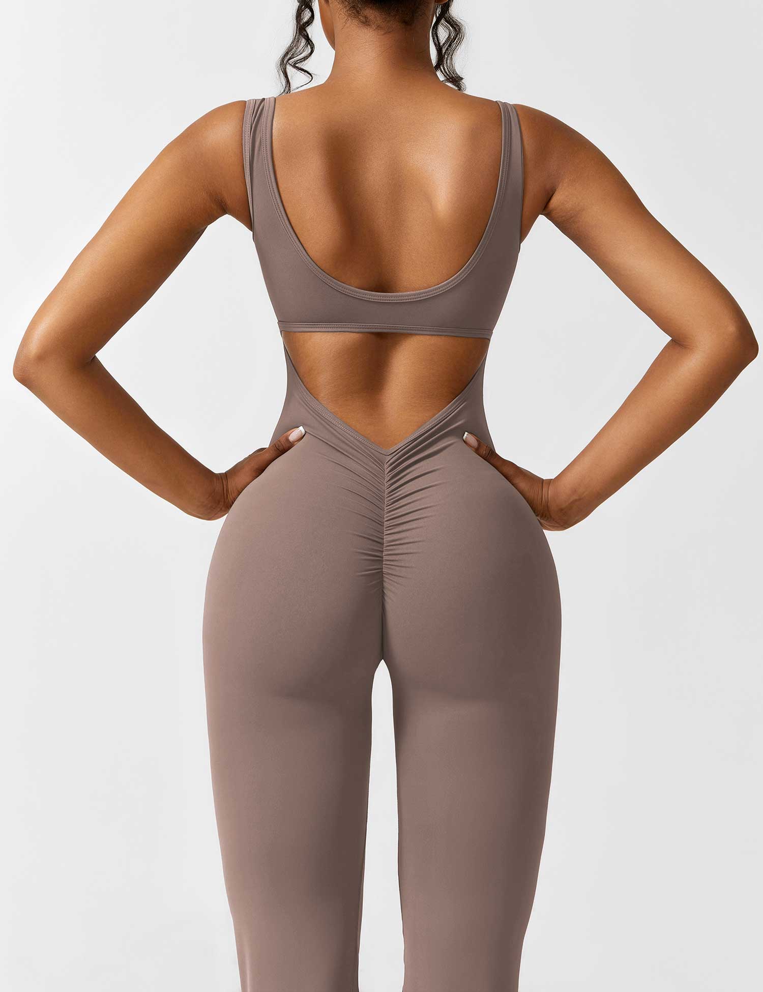 Yeoreo Lizvette uitlopende jumpsuit