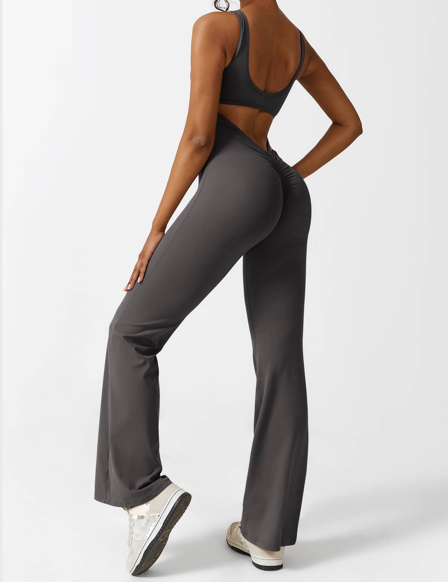 Yeoreo Lizvette uitlopende jumpsuit