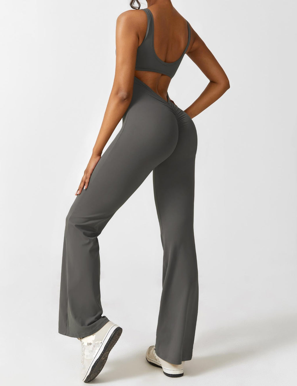 Yeoreo Lizvette uitlopende jumpsuit