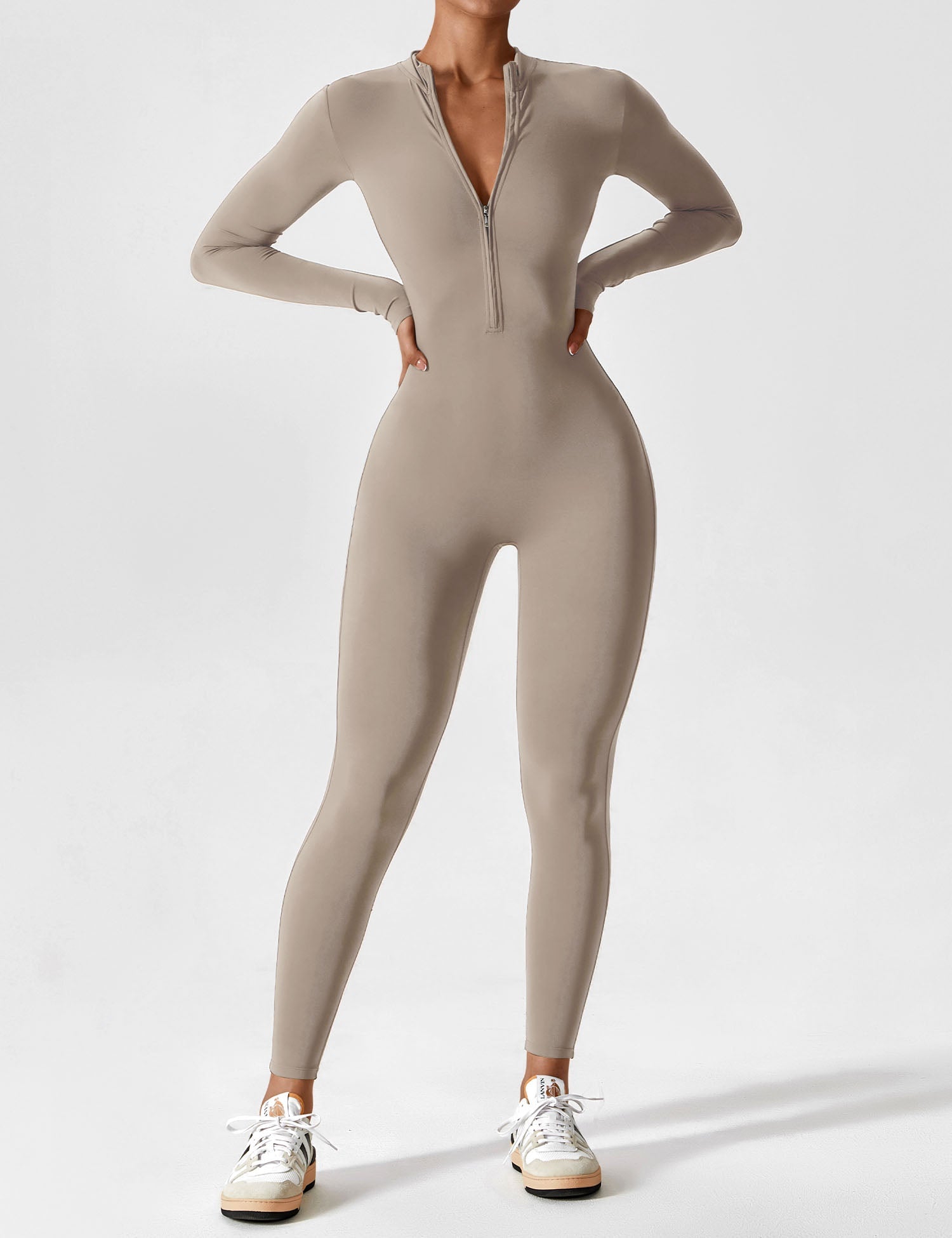 Yeoreo jumpsuit met lange mouwen en rits