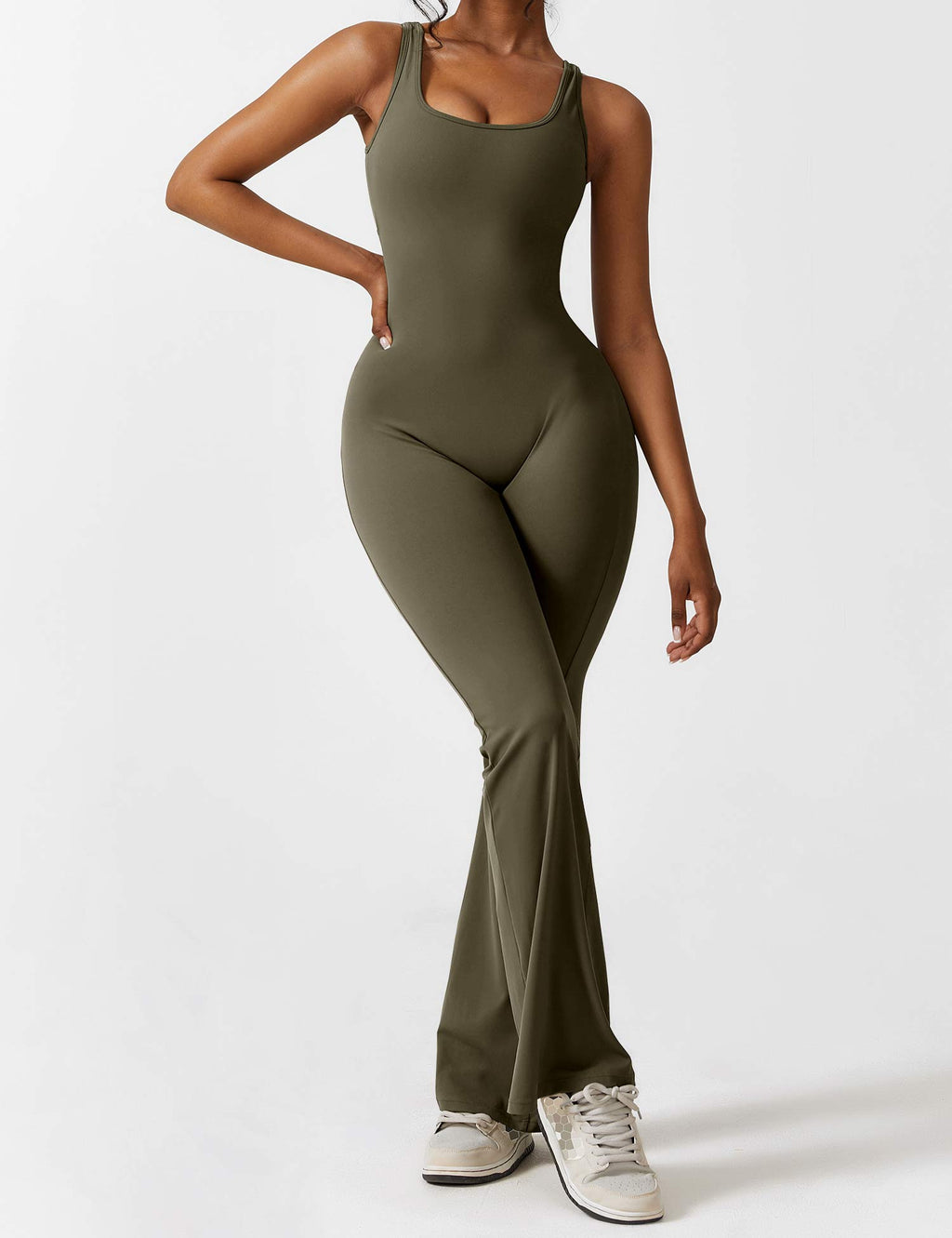 Yeoreo Lizvette uitlopende jumpsuit