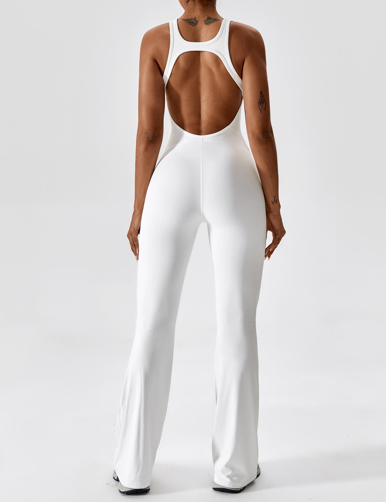 Yeoreo Rugloze Uitlopende Jumpsuit